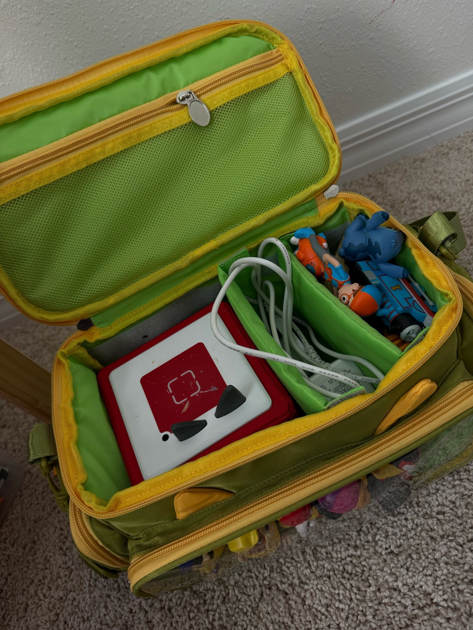 Tonie Box with figurines and carrying case

#LTKGiftGuide #LTKKids #LTKHoliday