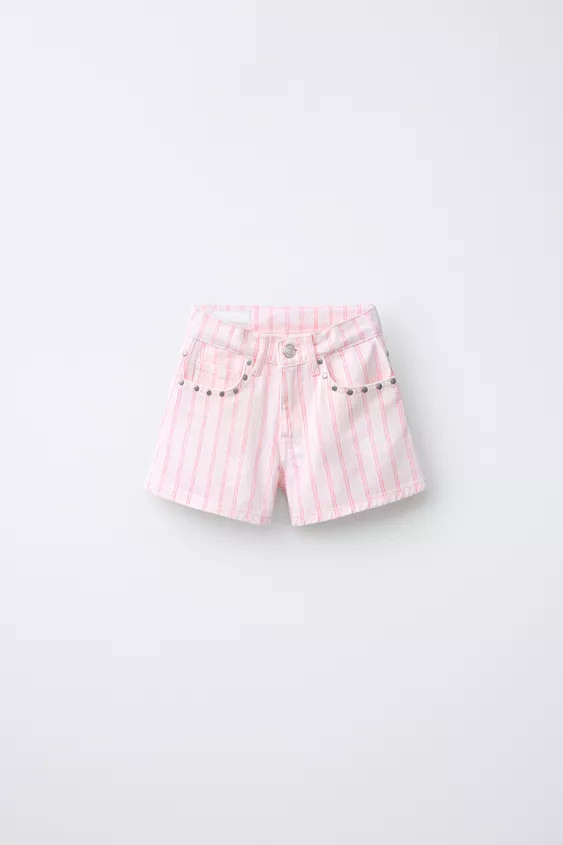 Denim shorts with interior adjustable waistband and front button closure. Front pockets and back ... | Zara US