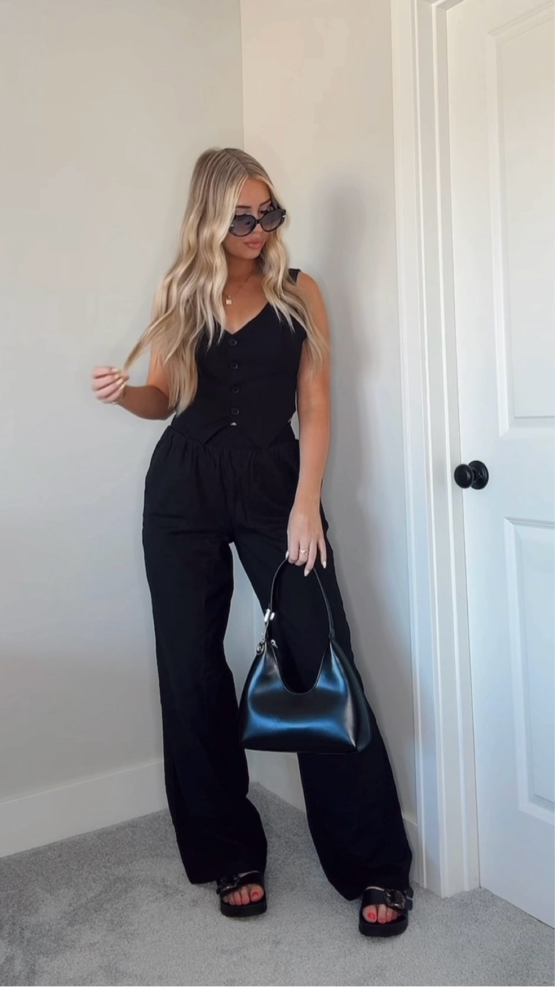 Old money aesthetic outfit idea 🖤

#LTKfindsunder100 #LTKfindsunder50 #LTKstyletip