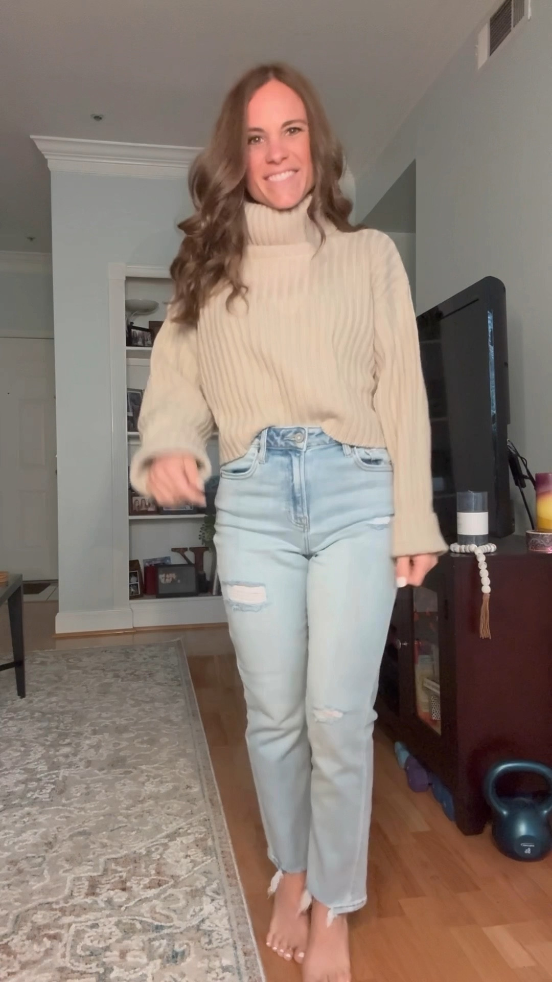 VICI Collection haul! Absolutely LOVE the jeans and cream colored sweater the most! But everything is amazing! 

I’m wearing:
Jeans: size 25 
Sweater, Jacket, Dress: Small 
Brown boots: size 7.5 