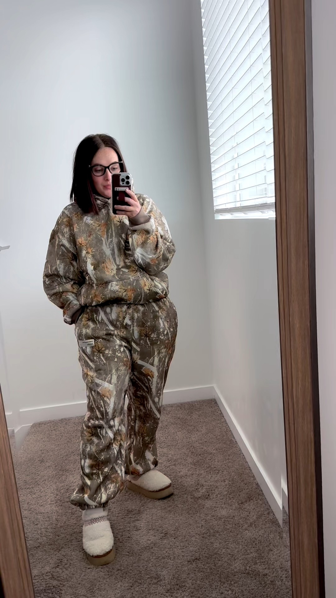 I finally understand the Comfrt clothing brand hype 😍 And they’re on ‼️MAJOR SALE ‼️
This is by far the comfiest sweat set I have ever worn. I will now and forever be in this and be ordering more colors 😂
Hoodie: Large
Bottoms: XL

#LTKSaleAlert #LTKSeasonal #LTKMidsize