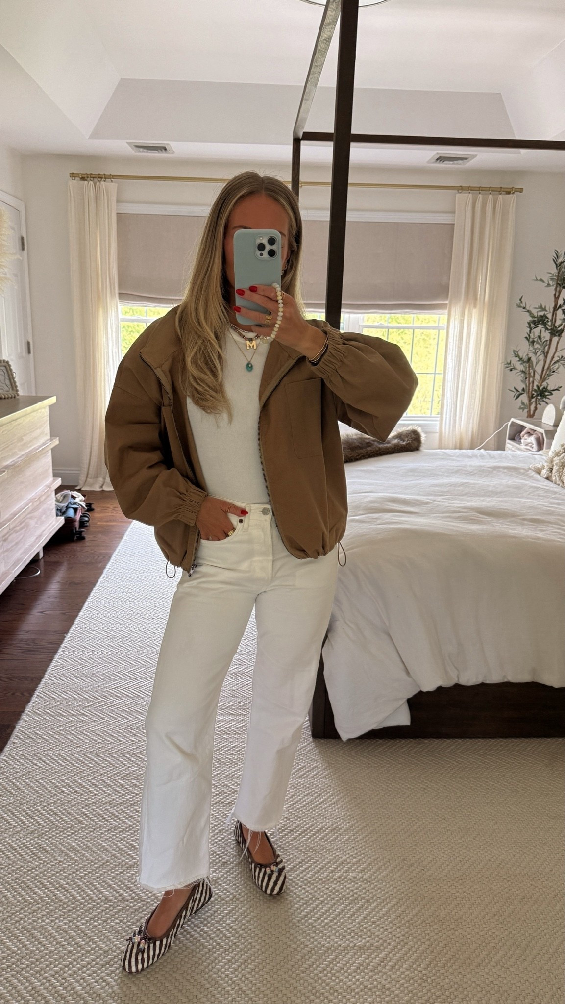 OOTD for late Spring in CT 🤎


Spring outfits, cooler spring layers, spring jacket, Steve Madden ballet flats

#LTKootd #LTKSeasonal