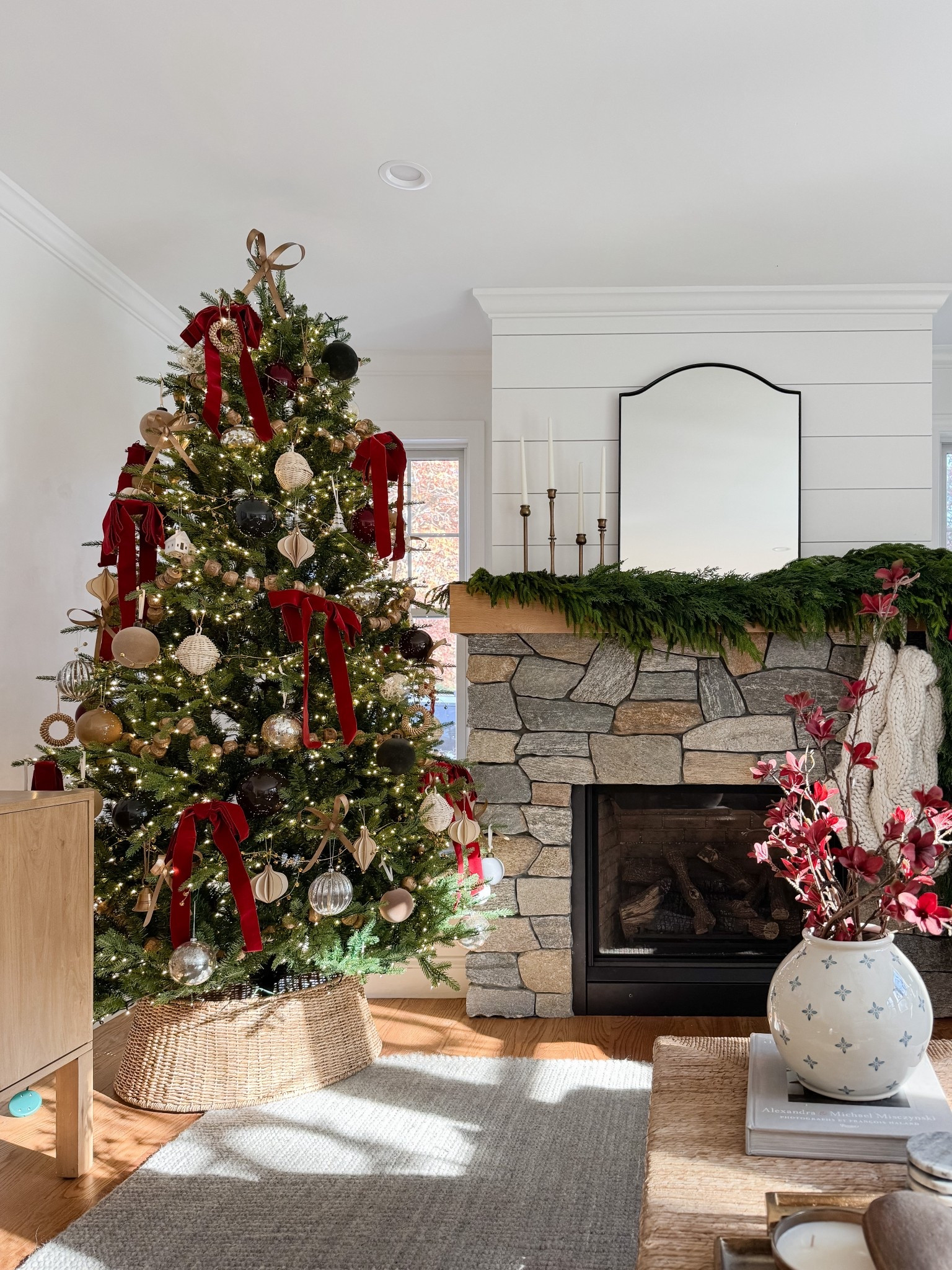 Holiday living room

Amazon home  mantel holiday decor  Ralph Lauren Christmas decor  Coastal living room  throw blanket, throw pillows, potter barn sofa,  vase, jute rug, sherri calnan home 

#LTKHome #LTKHoliday