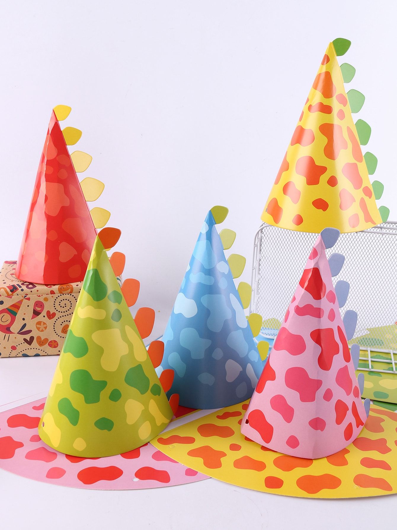 10pcs Cartoon Dinosaur Design Party Hat, Cute Paper Party Headwear For Birthday Party | SHEIN