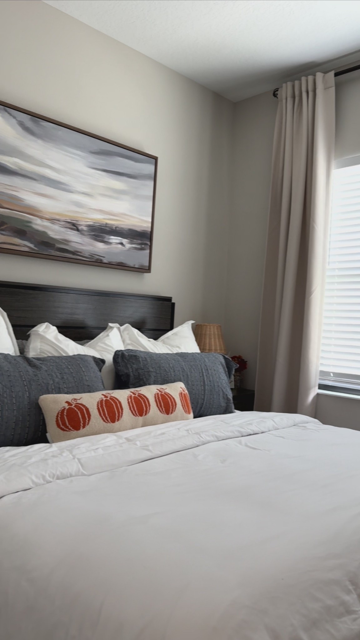 Small changes, big difference 🫶🏼🍂 Loving how a throw pillow can transform a bedroom! 🎃
 #InteriorGoals #HomeVibes #BedroomInspo

#LTKFindsUnder50 #LTKFindsUnder100 #LTKSeasonal