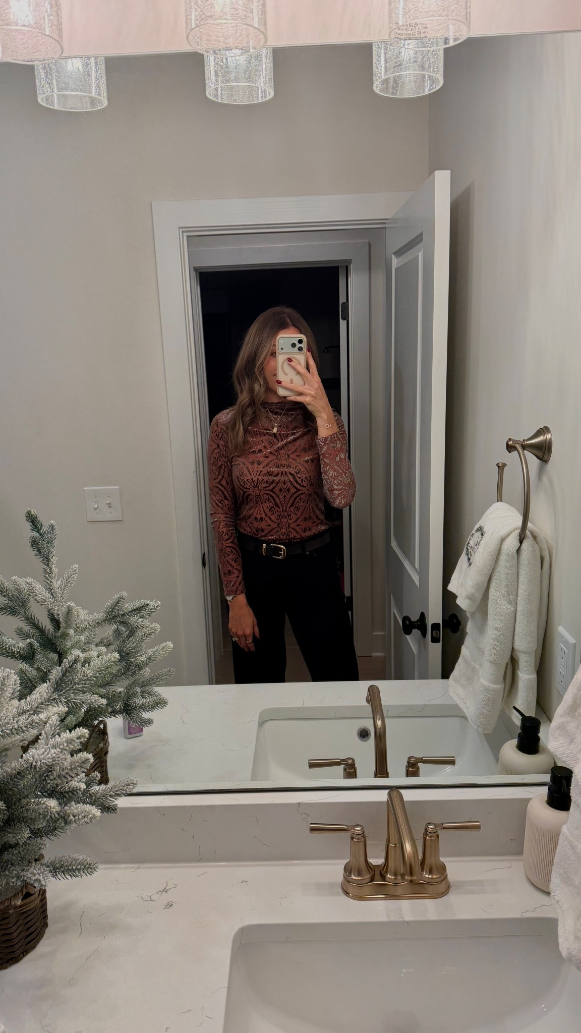 perfect holiday outfit 

#LTKHoliday #LTKSeasonal #LTKTall