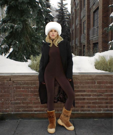 Aspen outfit 🤍

#LTKstyletip #LTKSeasonal #LTKbeauty