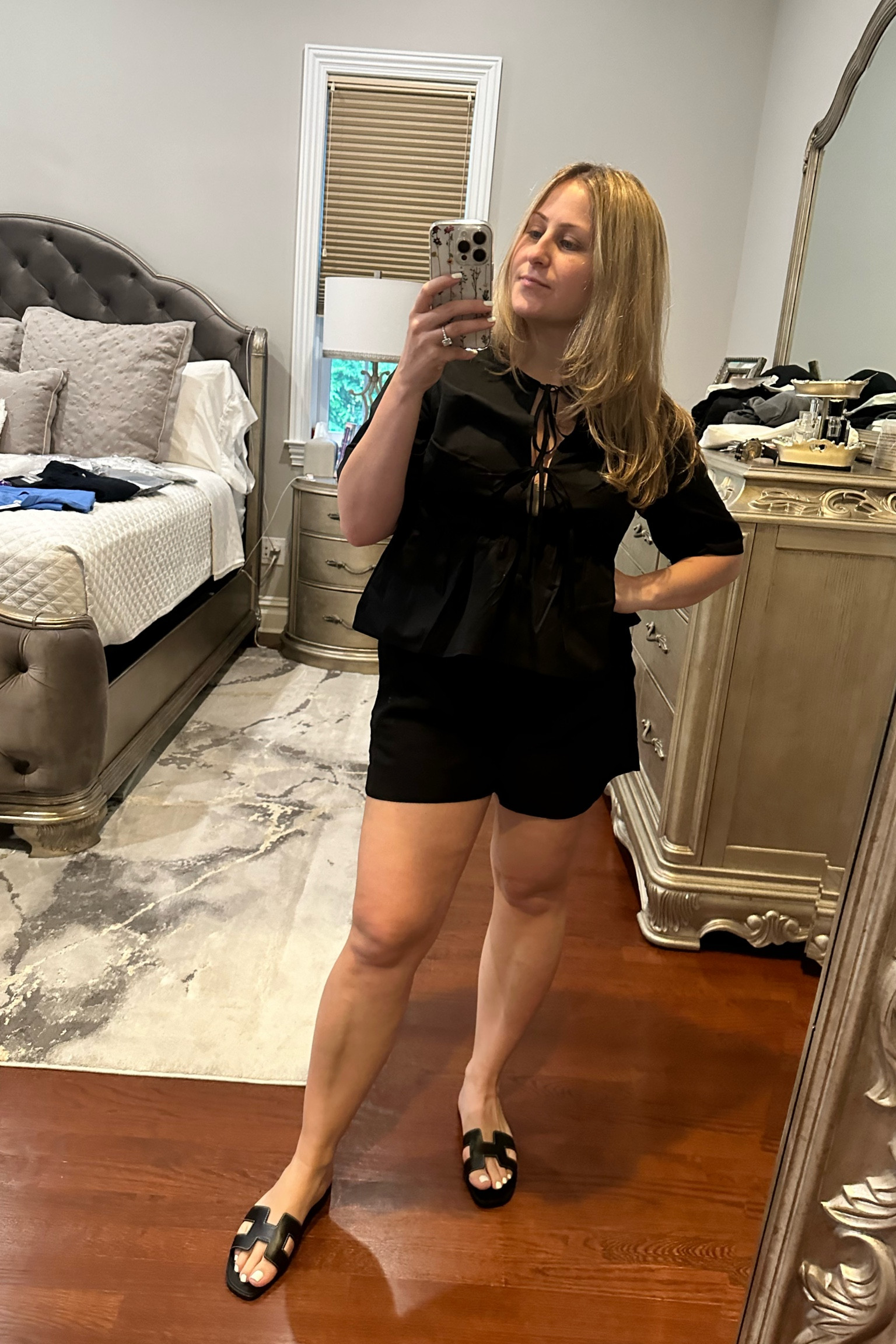 #OOTD, Tie front tops are popular right now 

#LTKStyleTip #LTKFindsUnder50 #LTKSaleAlert