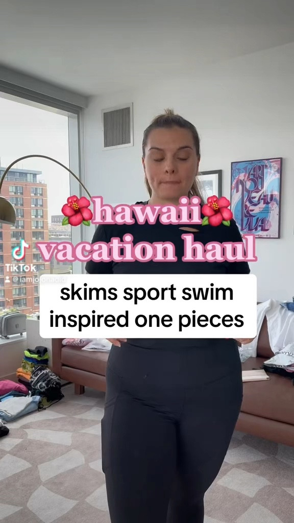 One piece Skims-inspired swim
For curvy girls! Amazon finds!

#LTKunder50 #LTKcurves #LTKSeasonal