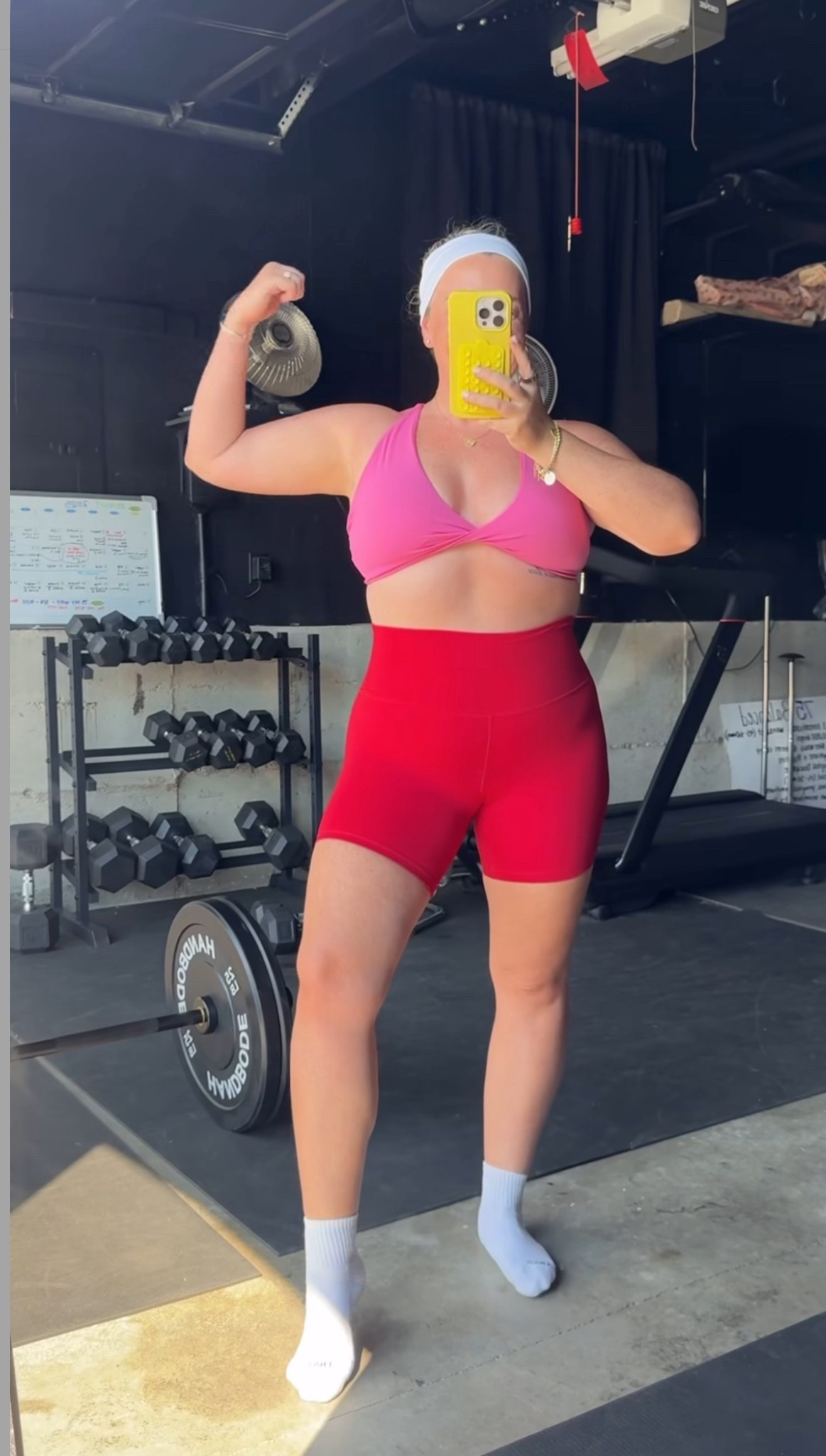 Midsize Gym Outfit of the Day ❤️💕 Wearing a size XL top and bottoms!

Size 12 | Large | 5’4”

#LTKActive #LTKFindsUnder50 #LTKMidsize