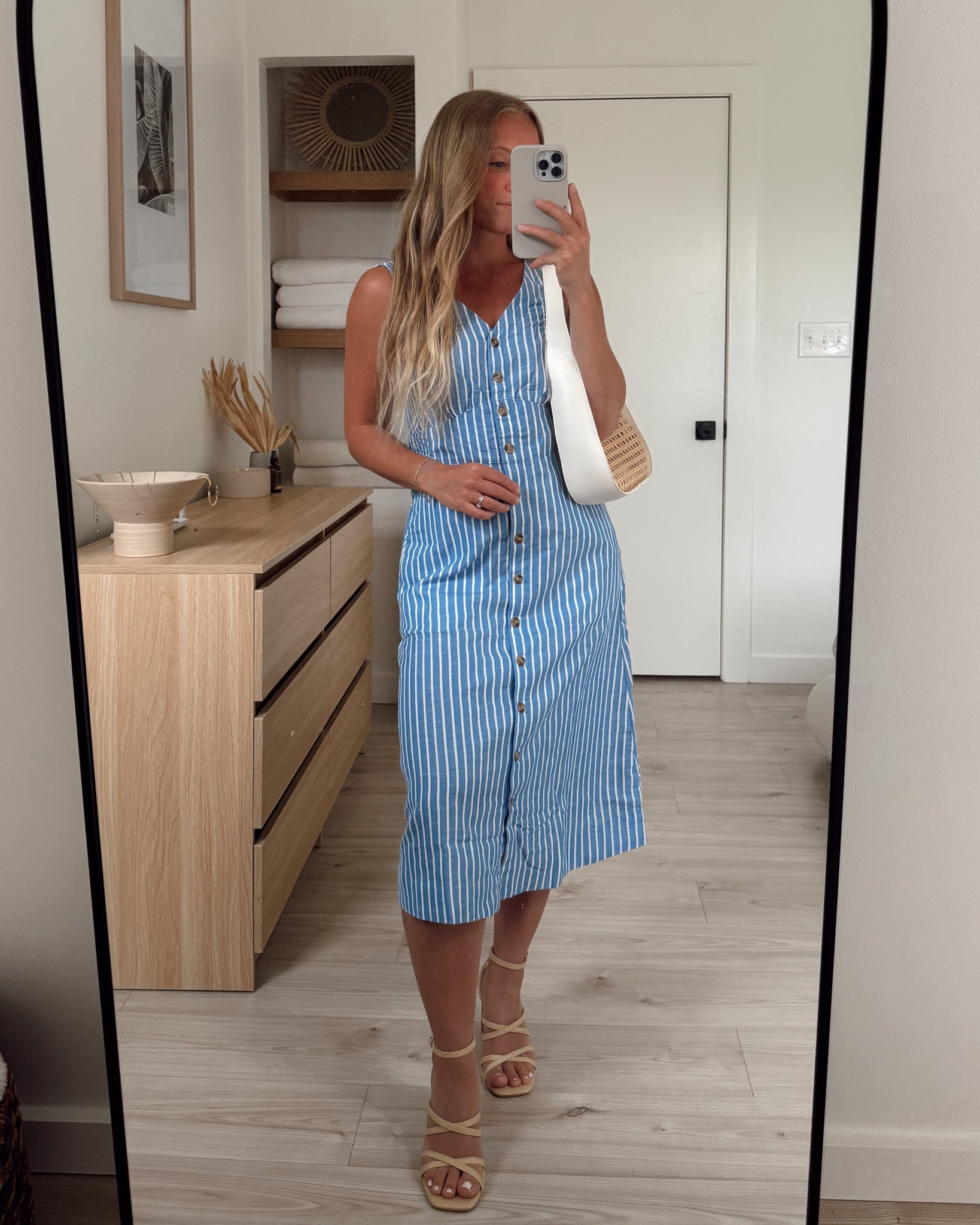 The perfect linen dress for summer! And it has pockets 👏🏼 

#LTKSeasonal #LTKBeauty #LTKStyleTip