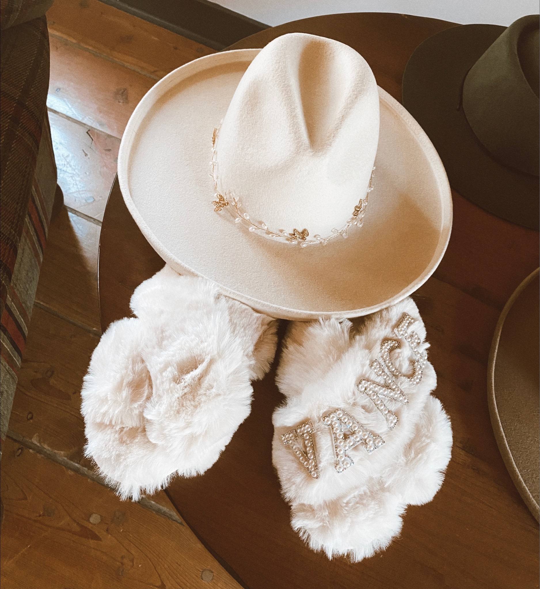 Bride slippers
Wedding day slippers
White fuzzy slippers for bridal party

#LTKSeasonal #LTKwedding #LTKunder50