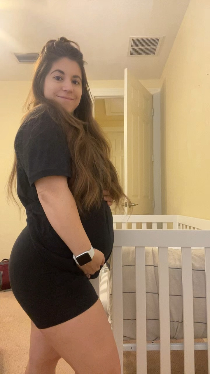 SKIMS set 🫶🏼 The most comfy & bump friendly set I own! 
Size: Medium 

#LTKbump #LTKbeauty #LTKbaby
