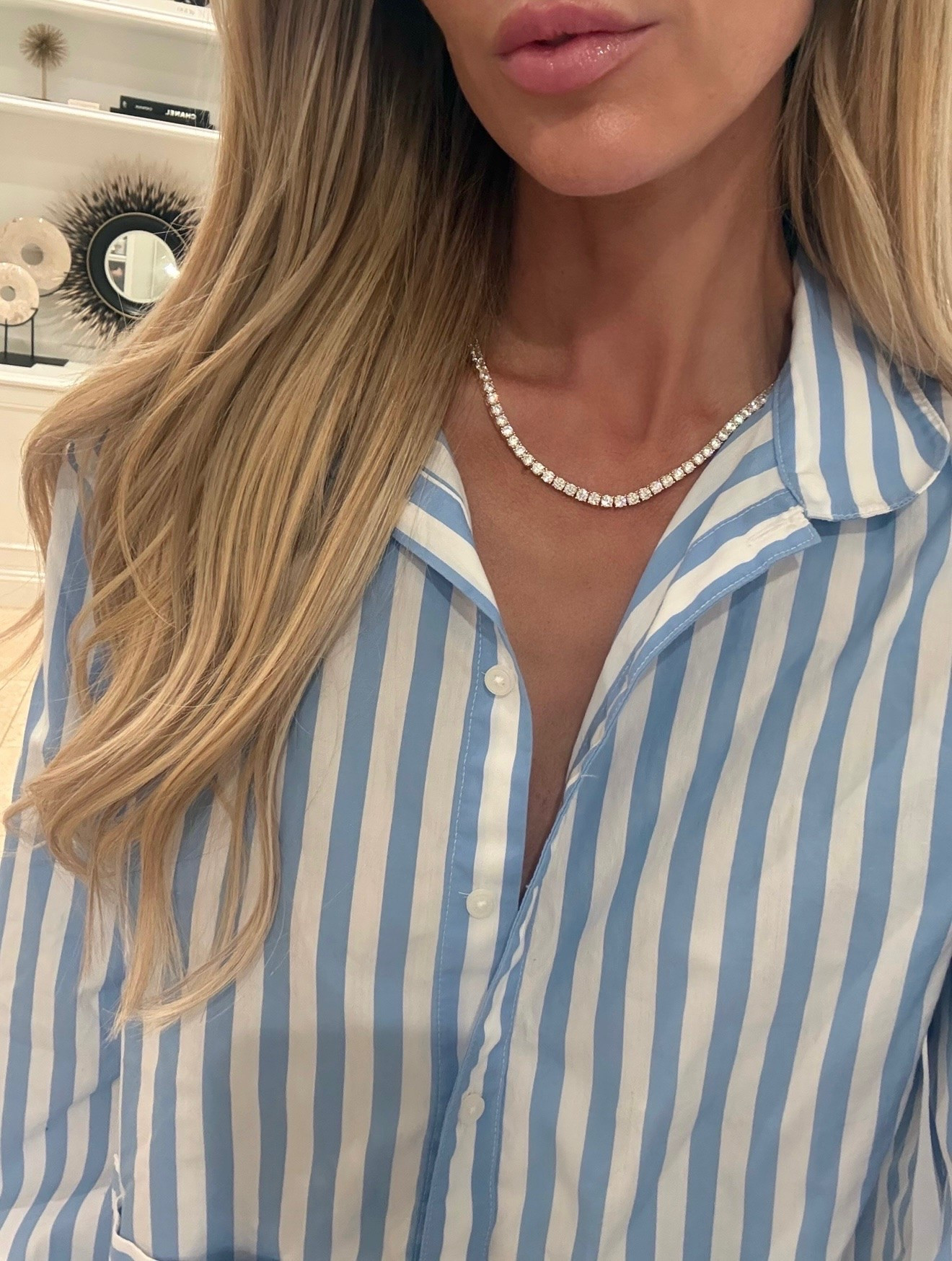 Truly such a gorgeous addition to any outfit! It makes me feel so elevated and put together.