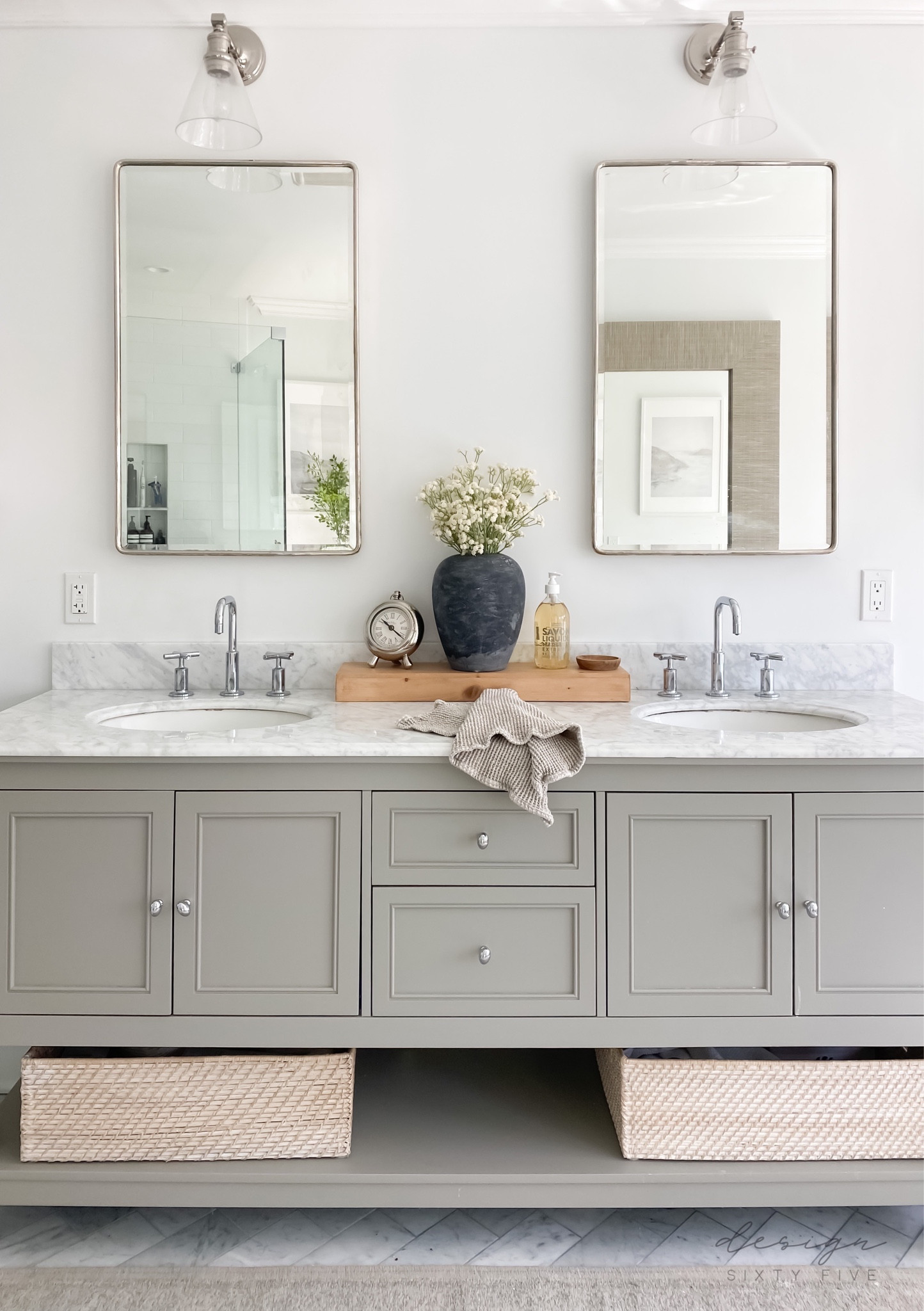 Bathroom spring refresh | vanity on sale right now!

Linen towels, gray vanity, wood riser, recessed medicine cabinet

#LTKsalealert #LTKhome