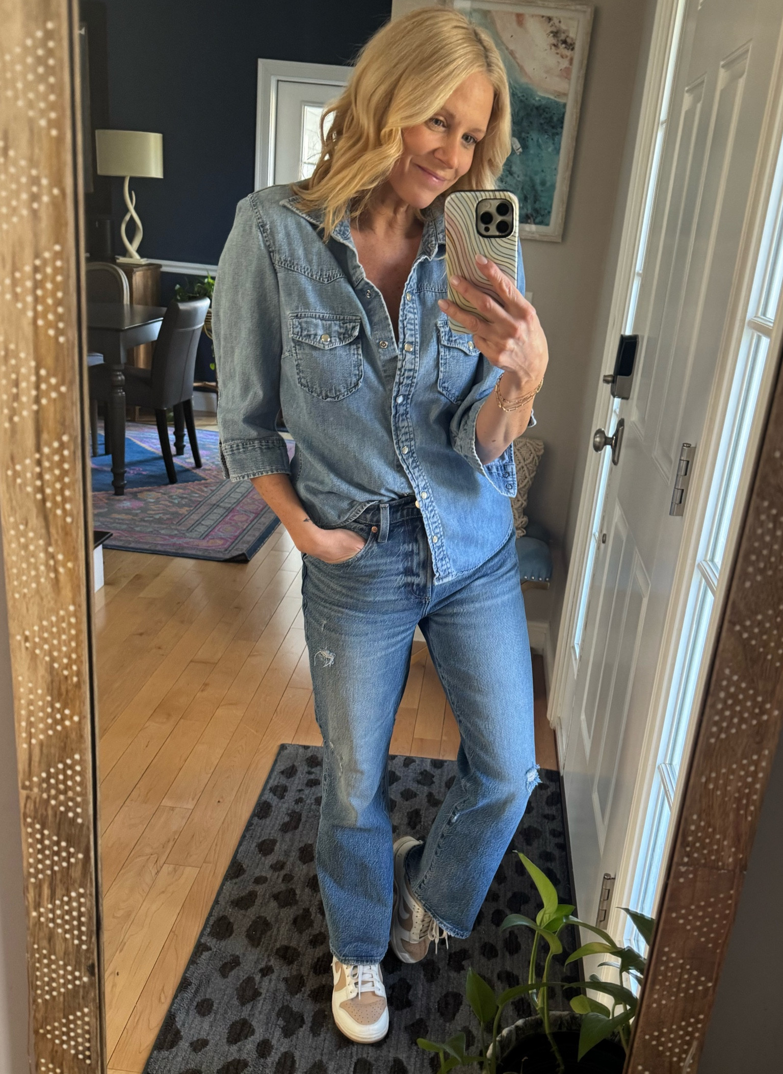 Denim tuxedo
All denim 

#LTKStyleTip #LTKShoeCrush #LTKFindsUnder100