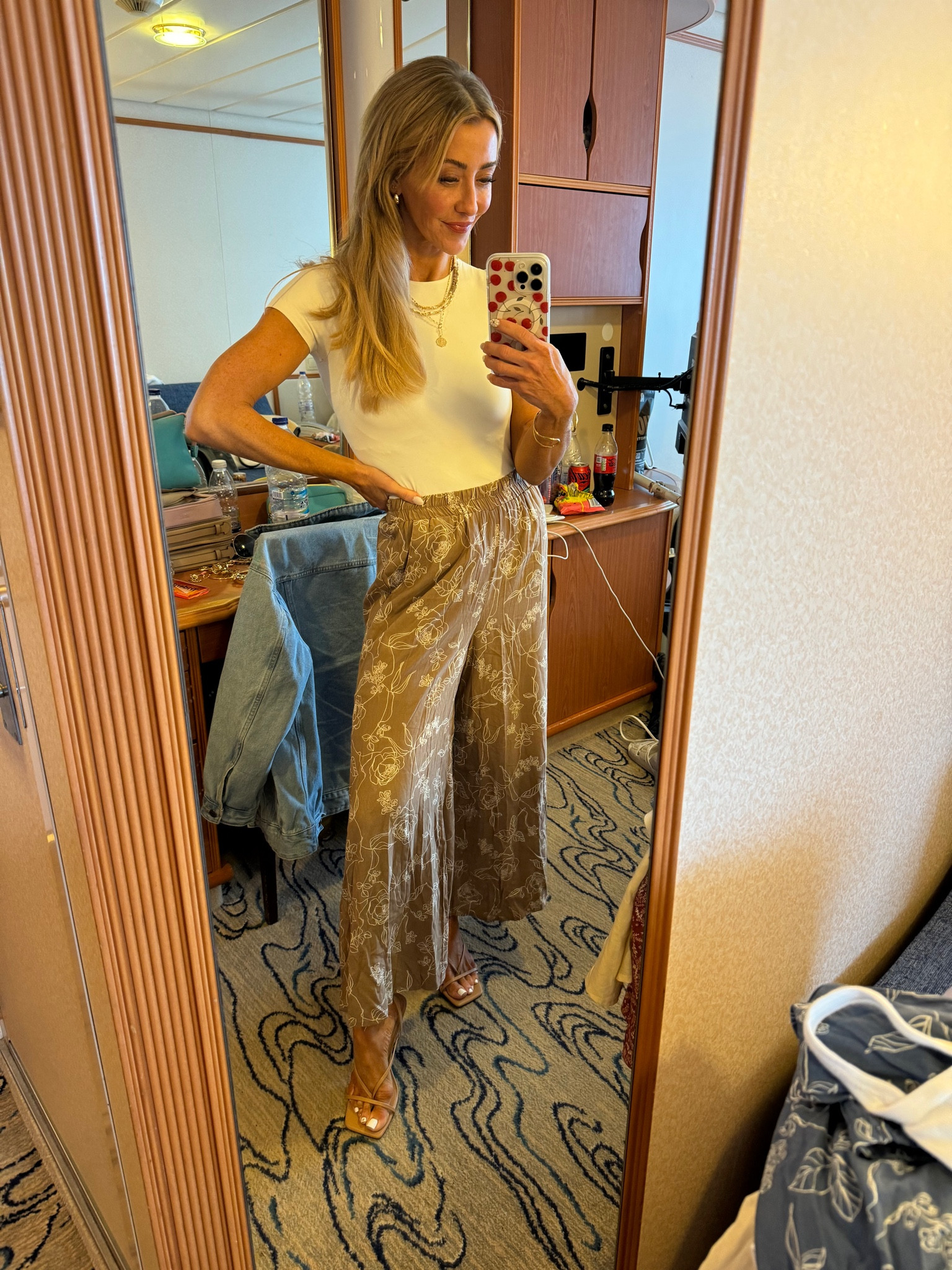 Greece ootd! 

#LTKTravel #LTKFindsUnder50 #LTKStyleTip