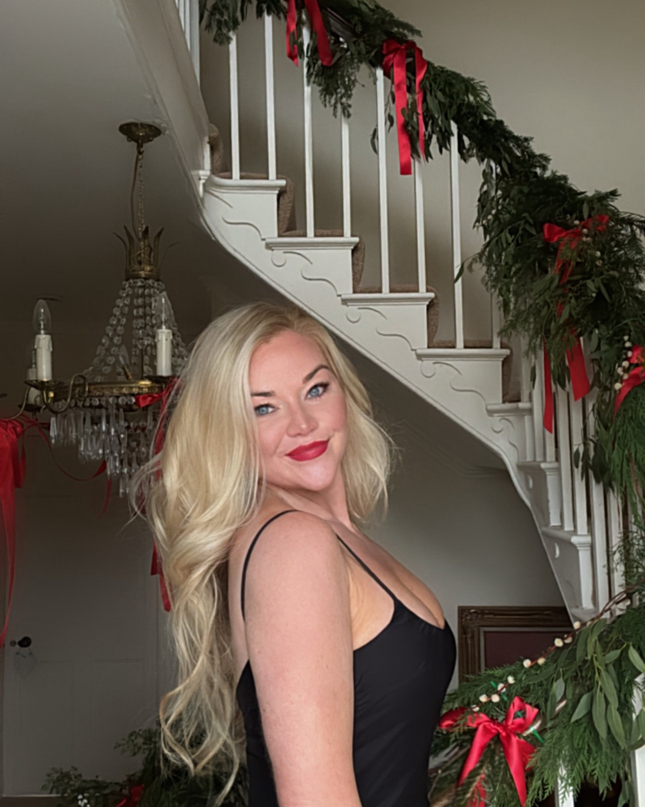 Christmas makeup 💄 


#LTKeurope #LTKluxury #LTKbeauty