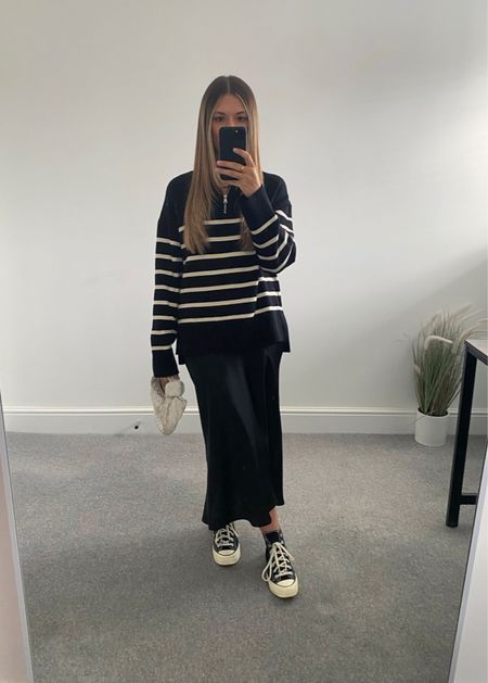 Ways to wear a satin slip skirt in autumn 🖤

Stripe jumpers are a classic autumn staple and work so well with slip skirts. My jumper is old Zara. 



#LTKSeasonal #LTKeurope #LTKstyletip