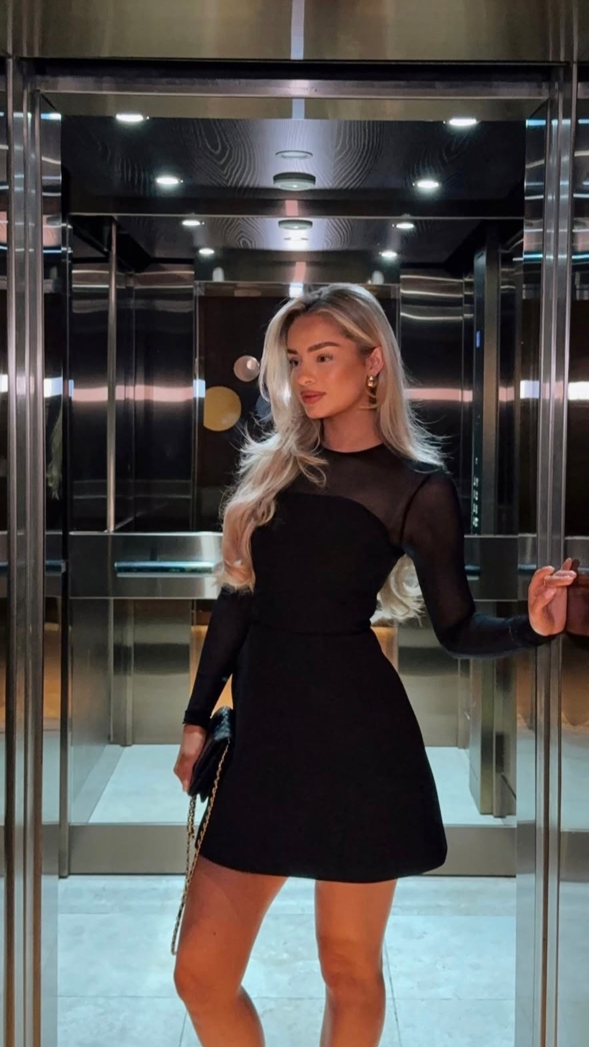 Black mini dress - club l lodnon - dressy outfit 

#LTKdatenight #LTKdresses #LTKstyletip