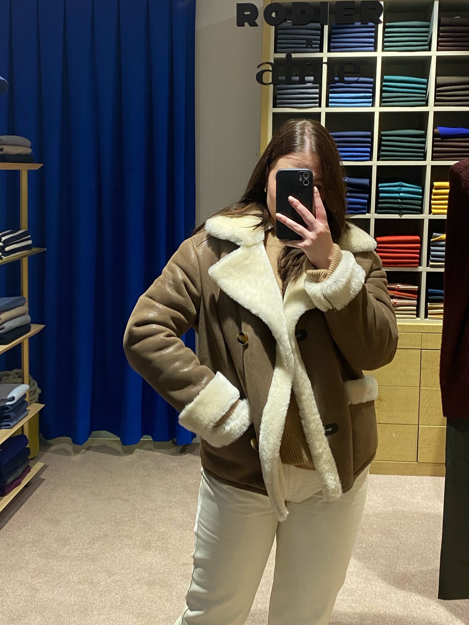 winter cosy coat

#LTKmidsize #LTKSeasonal #LTKeurope