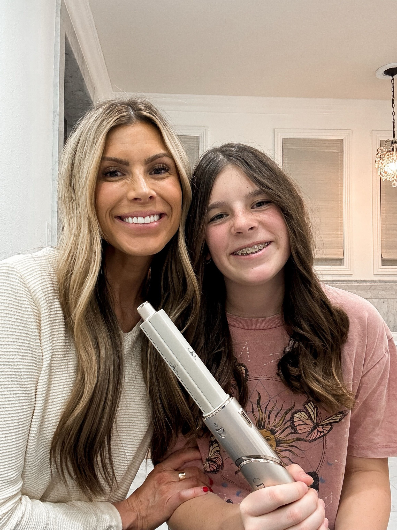 Still arrives before Christmas! 🚨 The BEST tool teach your teen/tween how to curl their hair! Save them the trouble of learning with a hot iron and burn marks 🥴🙈 the Shark Flexstyle kills two birds with one stone and is way more gentle on their hair! 

Currently 27% OFF, plus use code NEWYEAR15 for $15 OFF (new customer/email code) 🔥👏
#ad #loveqvc @QVC

#LTKHoliday #LTKSaleAlert #LTKGiftGuide