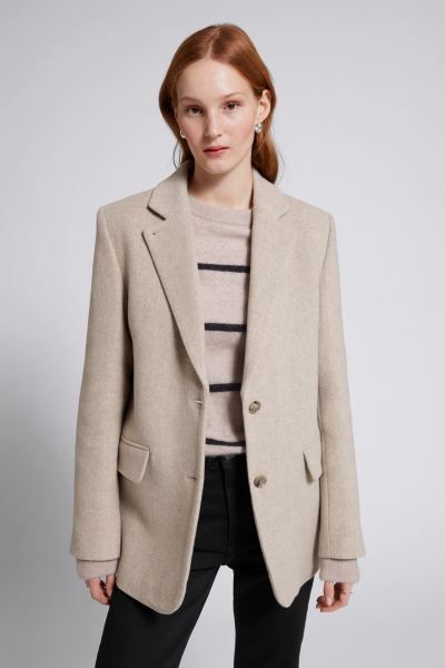 Oversized Blazer | H&M (UK, MY, IN, SG, PH, TW, HK)