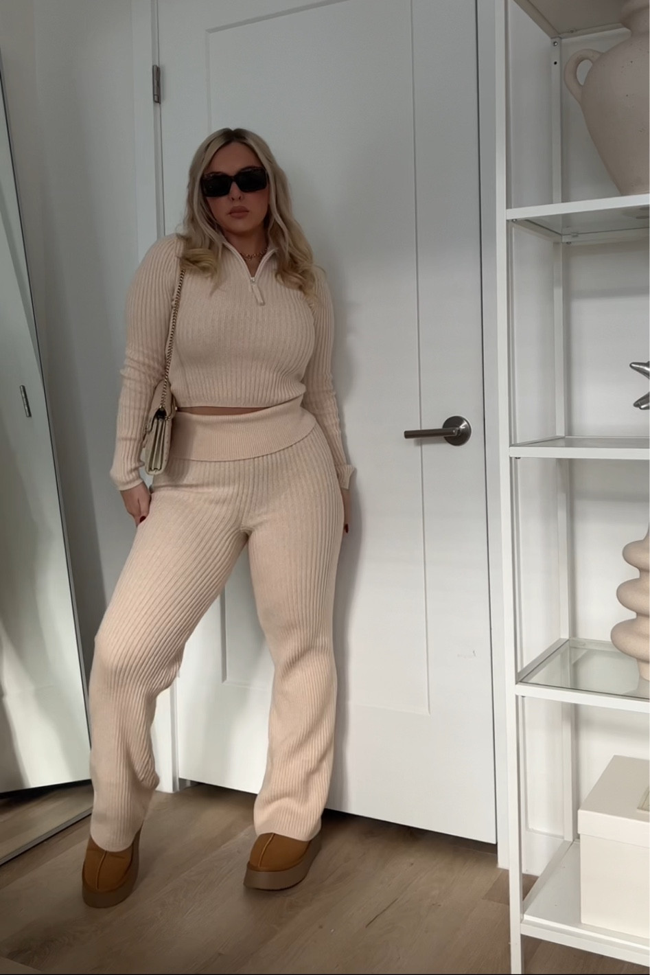 beige sweater sets are the key to the perfect airport ootd 🛩 
#aeriesale #airportootd 

#LTKsalealert #LTKHoliday #LTKmidsize