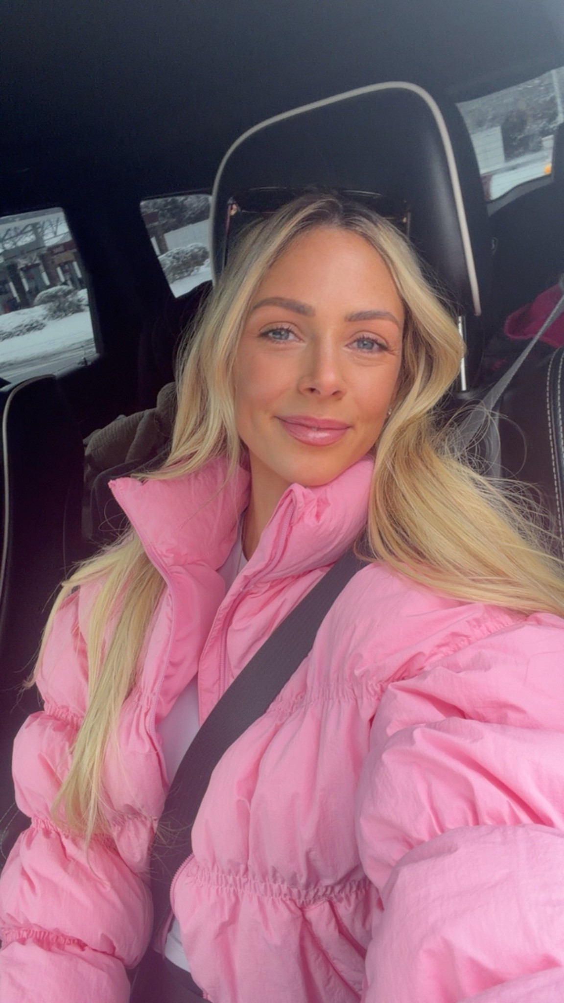 This pink jacket is bringing LIFE to this cold dreary winter day. The new winter/spring drop is sooooo cute 💖💖💖  this pink jacket would make a cute gift for a girl! linking everything! 

#LTKGiftGuide #LTKdayinmylife #LTKFindsUnder50