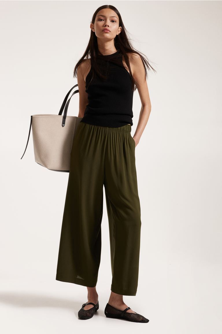 Crop Pull-on Pants - High waist | Green Dress Pants | Resort Wear 2024 | H&M (US + CA)