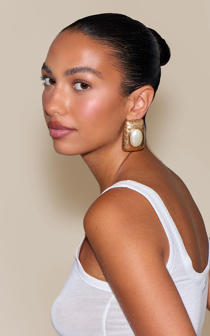 Pearl Gold Textured Statement Stud Earrings | Accessories | PrettyLittleThing UK