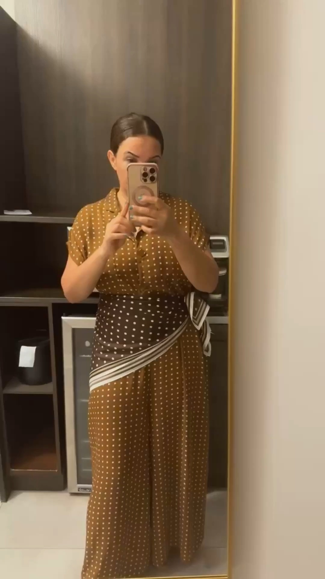 Scarf as a belt!
Must have


#LTKdayinmylife #LTKMothersDay #LTKOver40