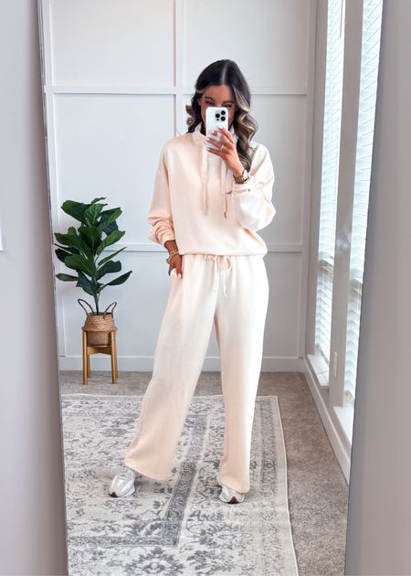 ✨This viral set is SO COMFY!! Wear to lounge or dress up with a blazer or overcoat for the airport. 

✨I’m wearing my true to size, small. Pants run big, recommend sizing down if in-between sizes. 

Airport outfit | travel outfit | Loungewear | Lounge set | two piece set | Amazon Fashion 

#LTKswim #LTKshoecrush #LTKfindsunder50
