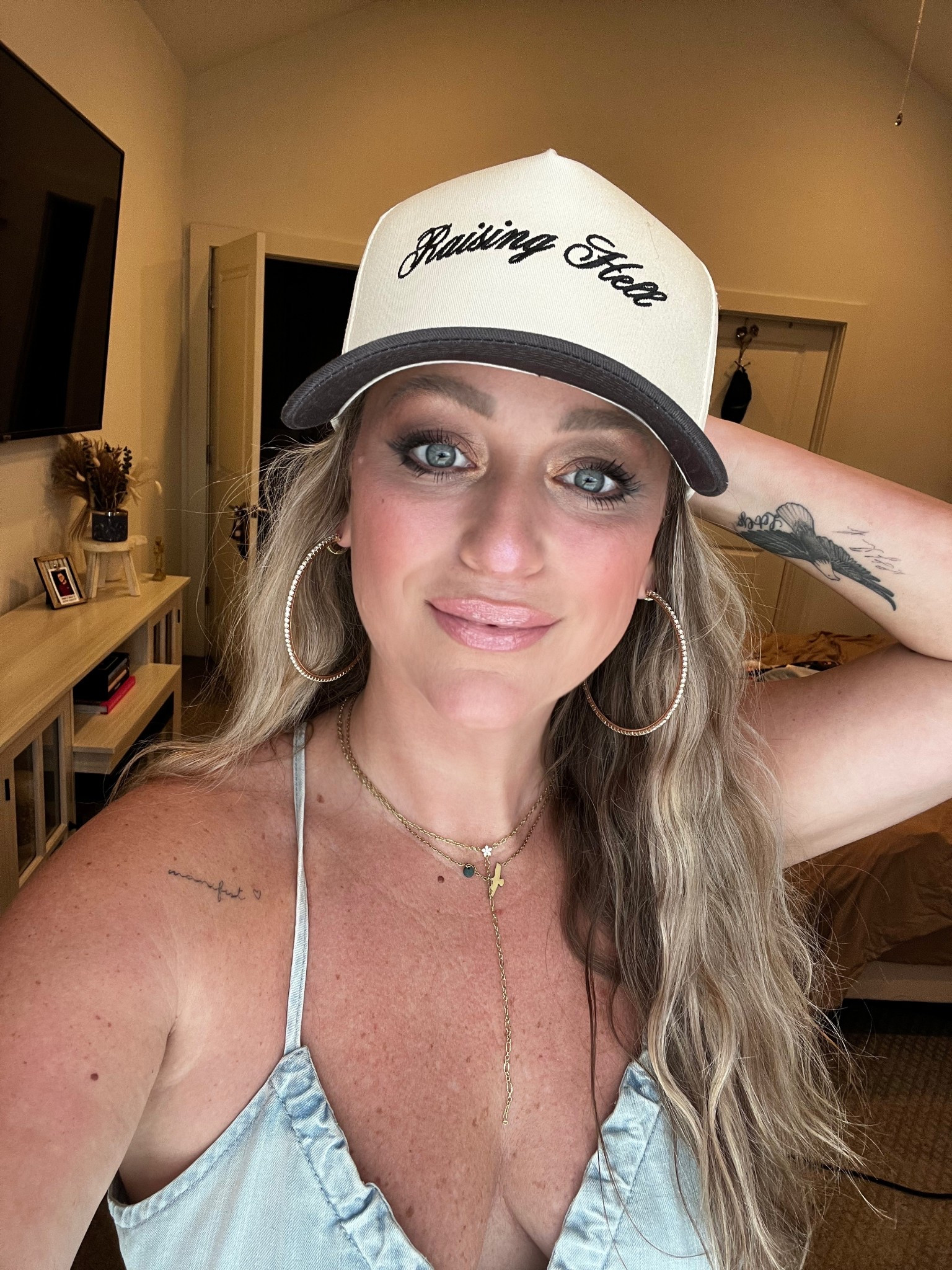 Raisin’ Hell… 

#LTKFestival #LTKFindsUnder50