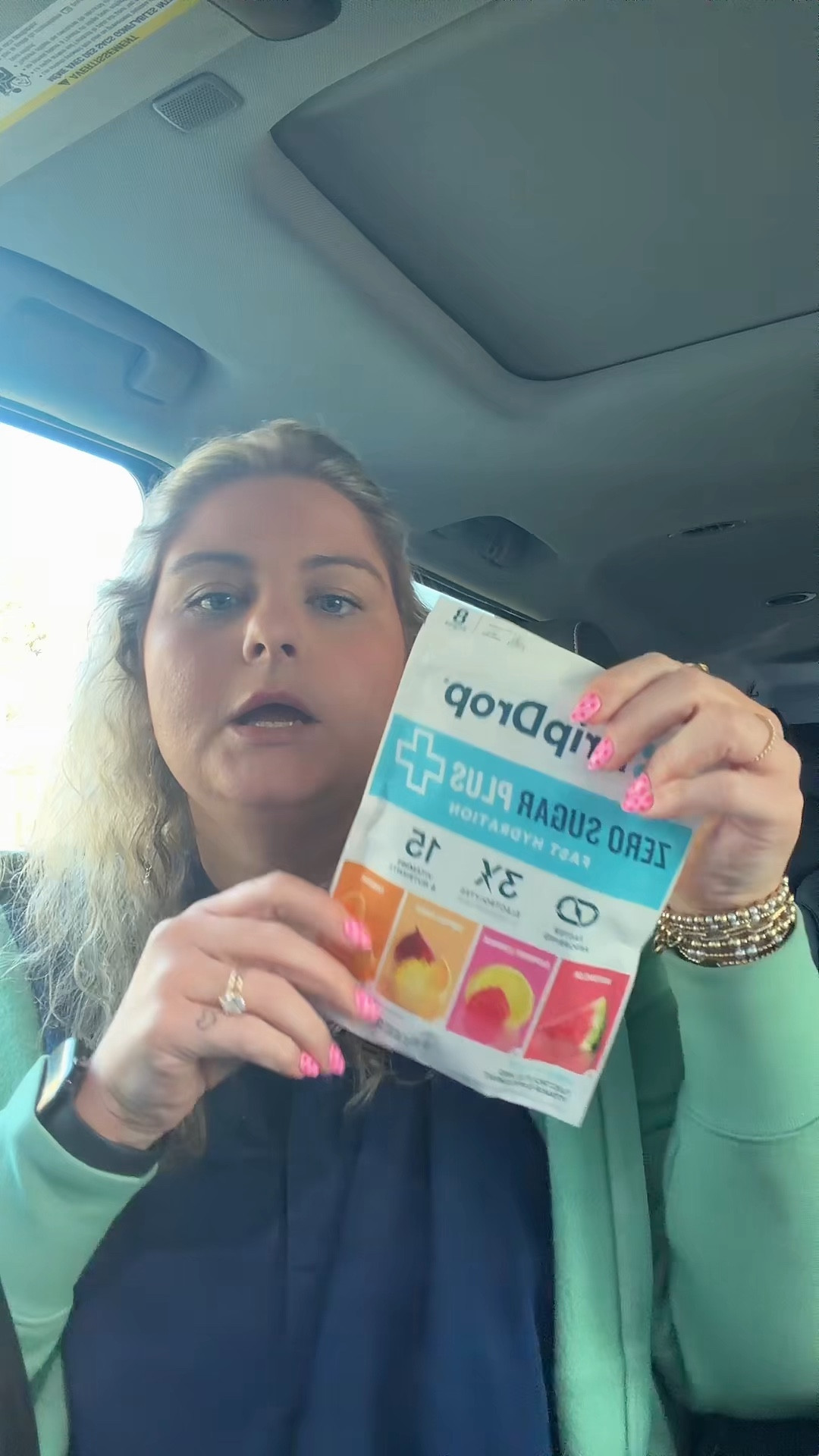 Hydration anyone??
#dripdrop #hydration #sugarfree


#LTKActive #LTKmomlife #LTKdayinmylife