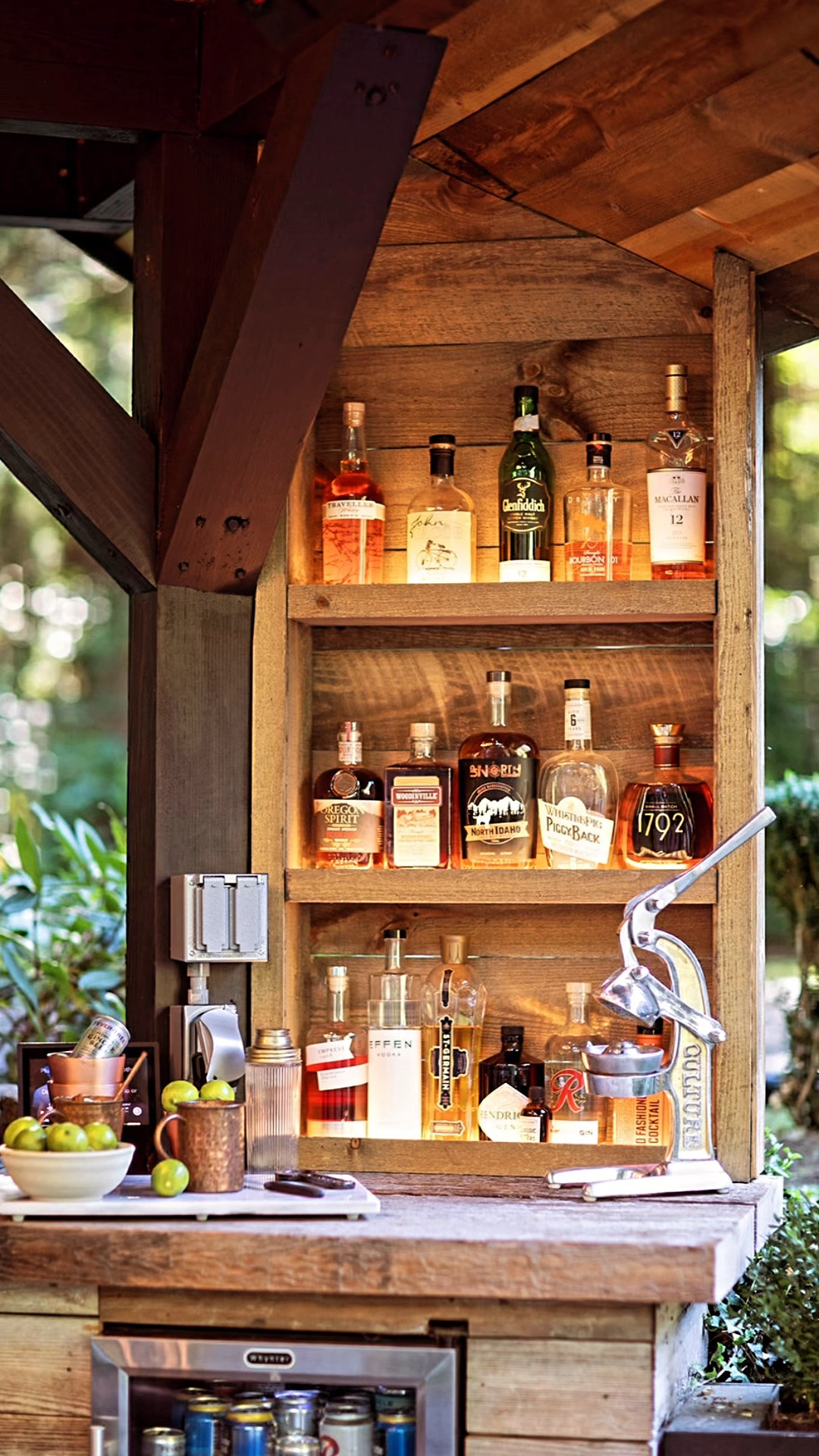 Father's Day Whiskey Bottle Lantern DIY

Everything you need to turn an empty whiskey bottle into a custom lantern. This easy DIY makes a unique Father's Day gift for dads, husbands, partners, and whiskey lovers. Perfect for patios, outdoor kitchens, fire pits, cabins, lake houses, man caves, and home bars.

#LTKHome #LTKMens #LTKfoodie