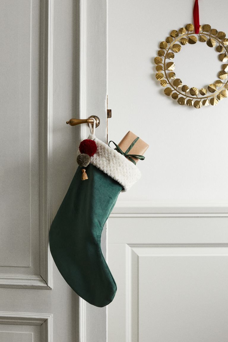 Christmas Stocking | H&M (US + CA)