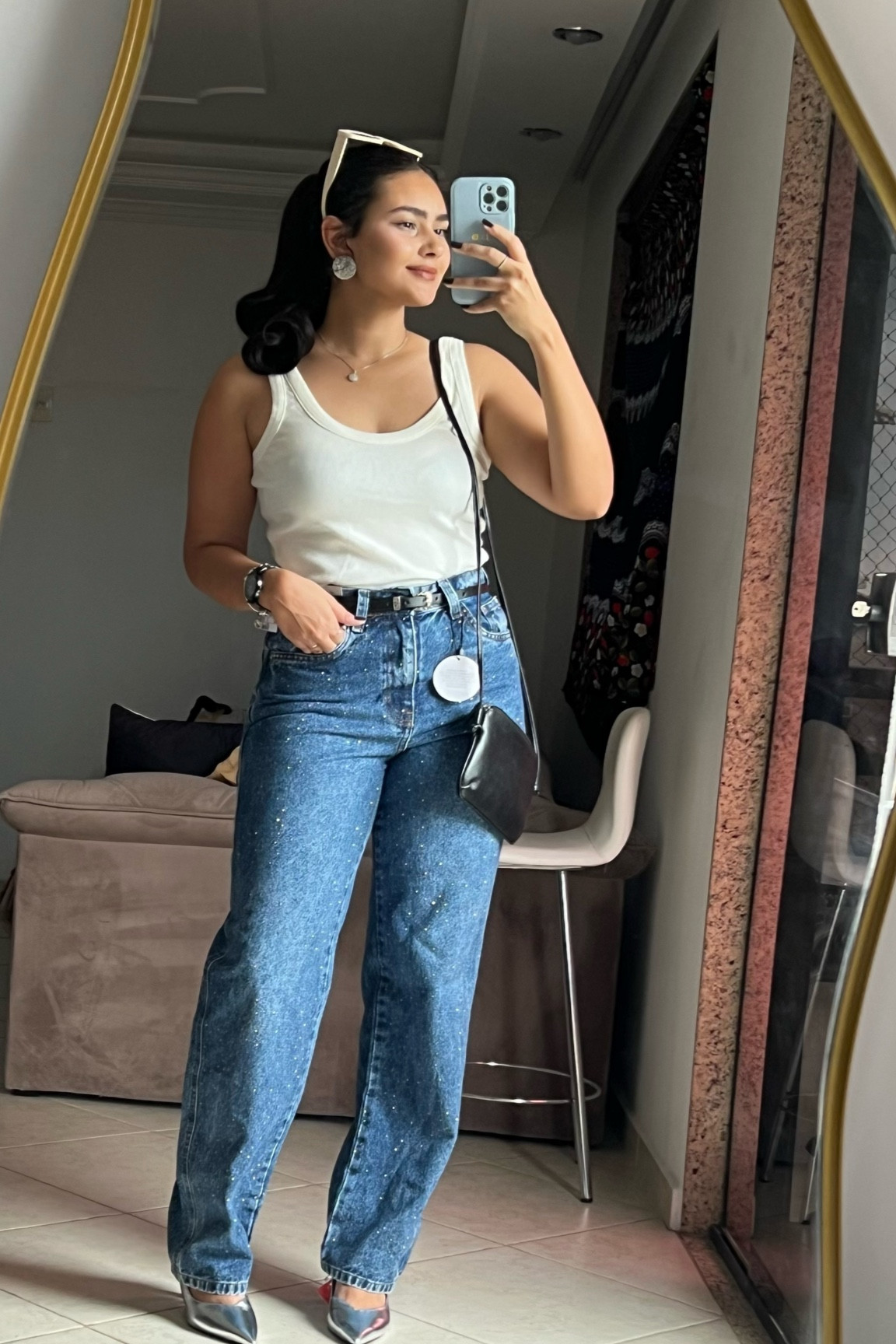 Jeans com brilhos da #lojasrenner 

Look não tão básico com uma peça estrela ⭐️



#LTKbrasil #LTKpromo