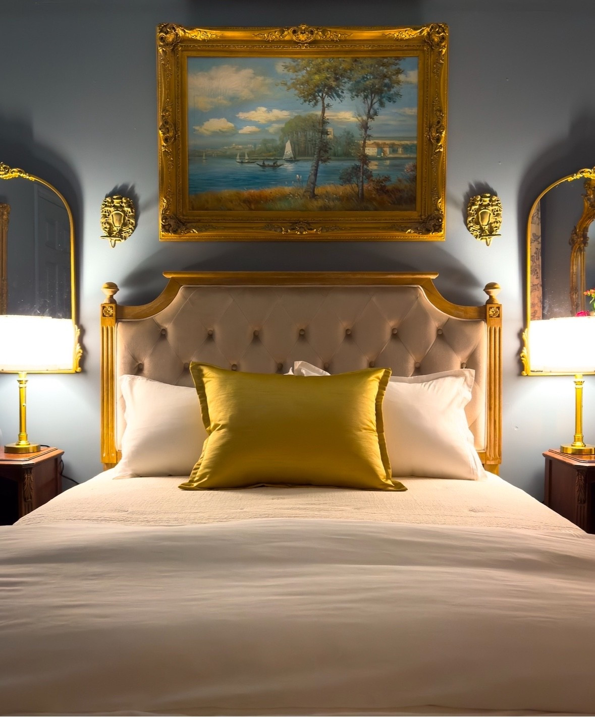 A regal  bedroom layered with warm gold accents. Thoughtful details, soft lighting, and classic finishes come together to create a space that feels inviting, elevated, and quietly luxurious.

#CallSignDesign #Vintage #Luxury #InteriorDesign #InteriorDecorating #Elegance #Chandelier #OldWorldCharm #DesignStyle #CastleCore #OldWorldCharm  #SimpleSwaps