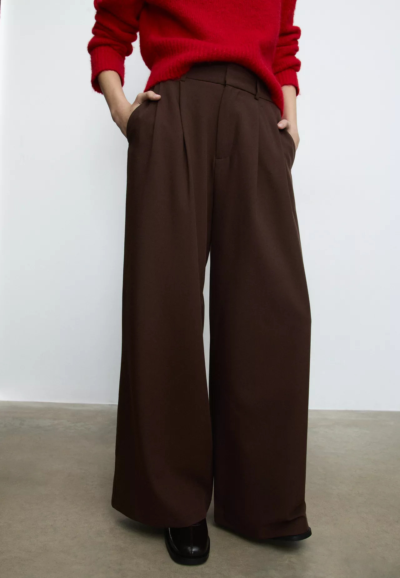Super wide-leg adjustable trousers | Stradivarius (UK)