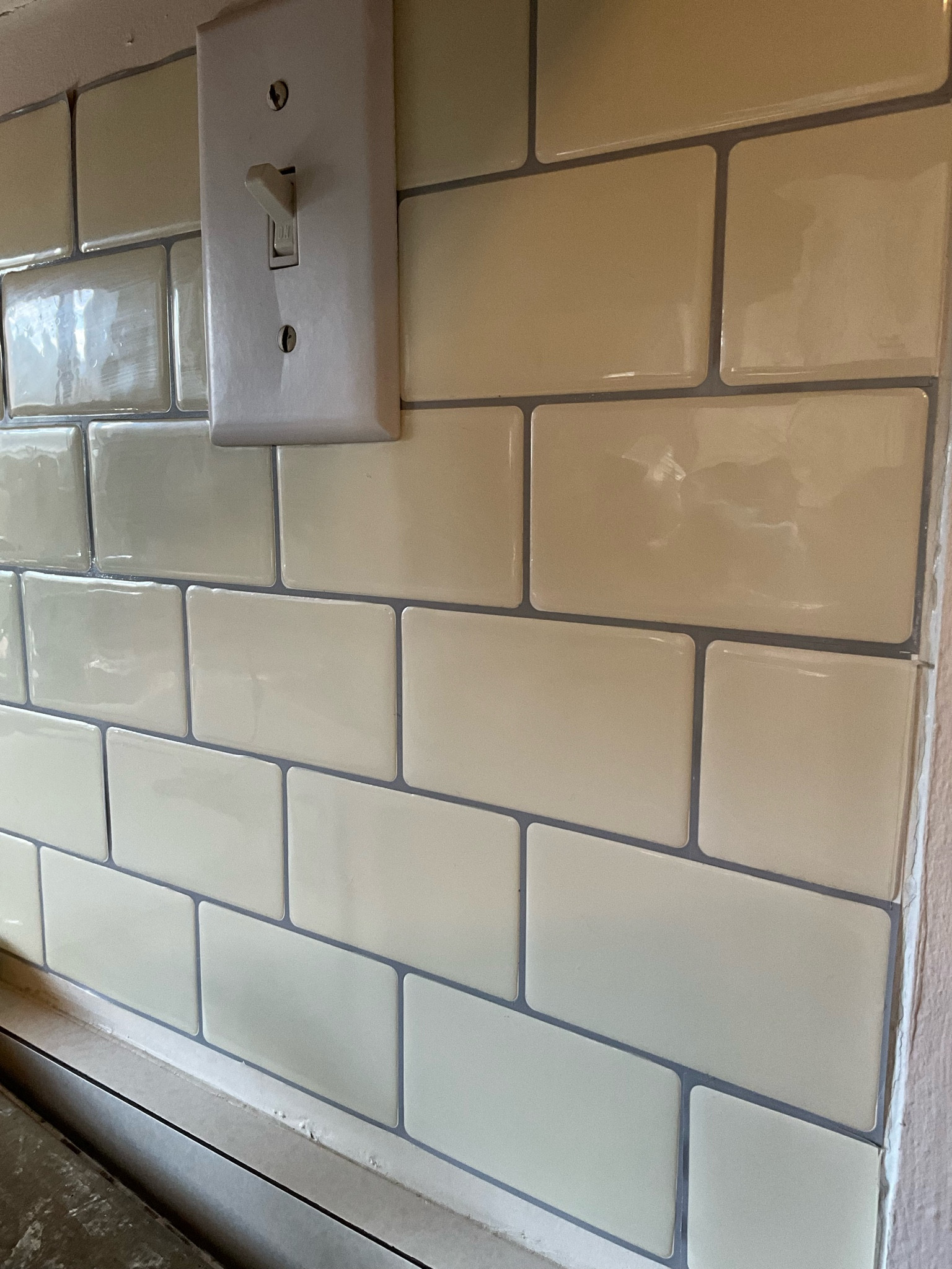 Peel + stick “tile” FTW! 

#LTKHome