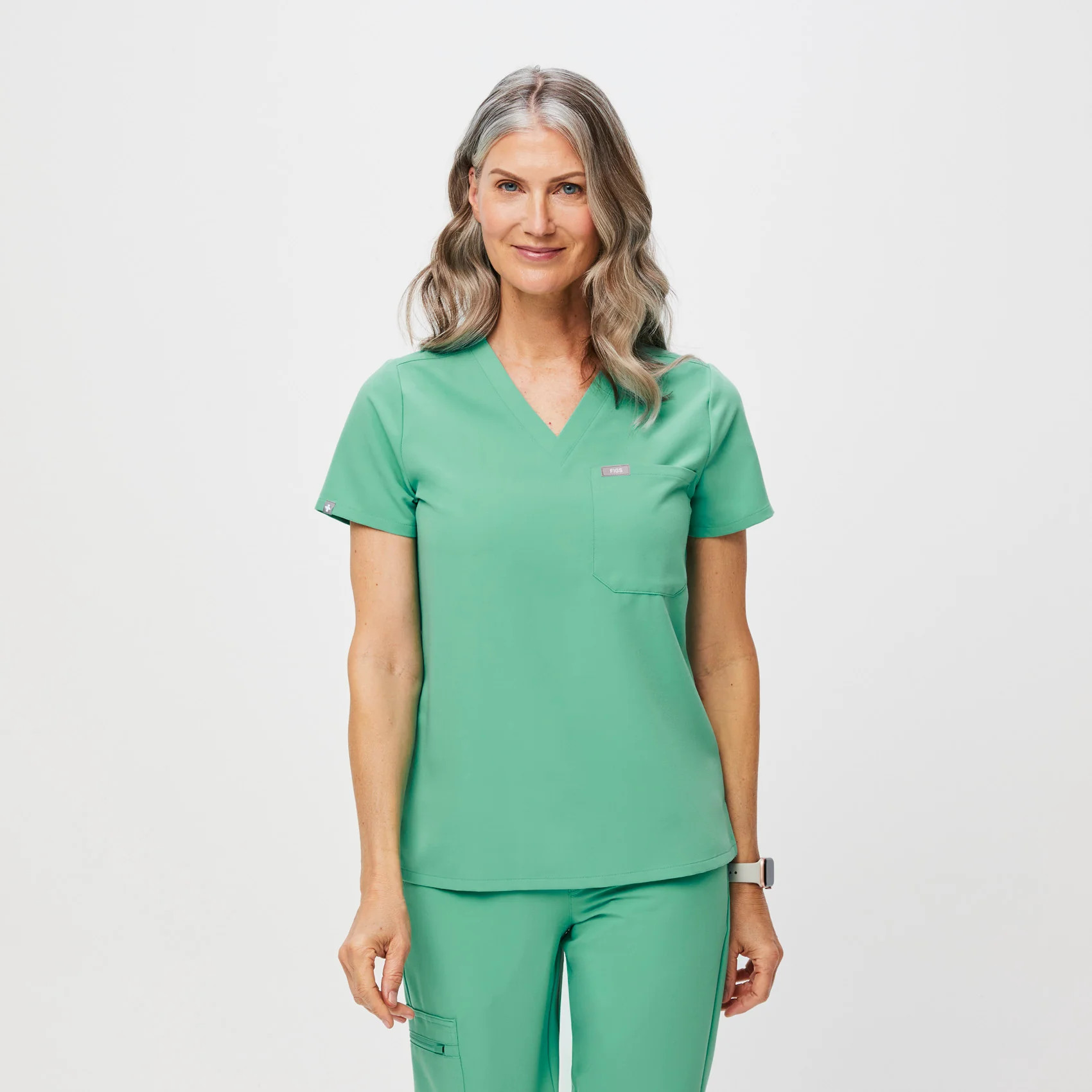 Women’s Catarina™ One-Pocket Scrub Top - Surgical Green · FIGS | FIGS
