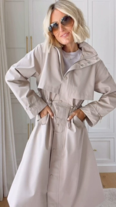 This coat is such a great closet staple 👏🏼 wearing XS.

Loverly Grey, NSALE, Nordstrom sale, sale alert, trench coat, neutral coat, athleisure, activewear

#LTKootd #LTKSeasonal #LTKActive