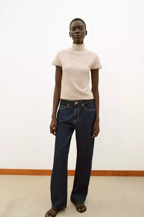 STRICKTOP MIT PERLEN UND KNITTEREFFEKT | Zara DE