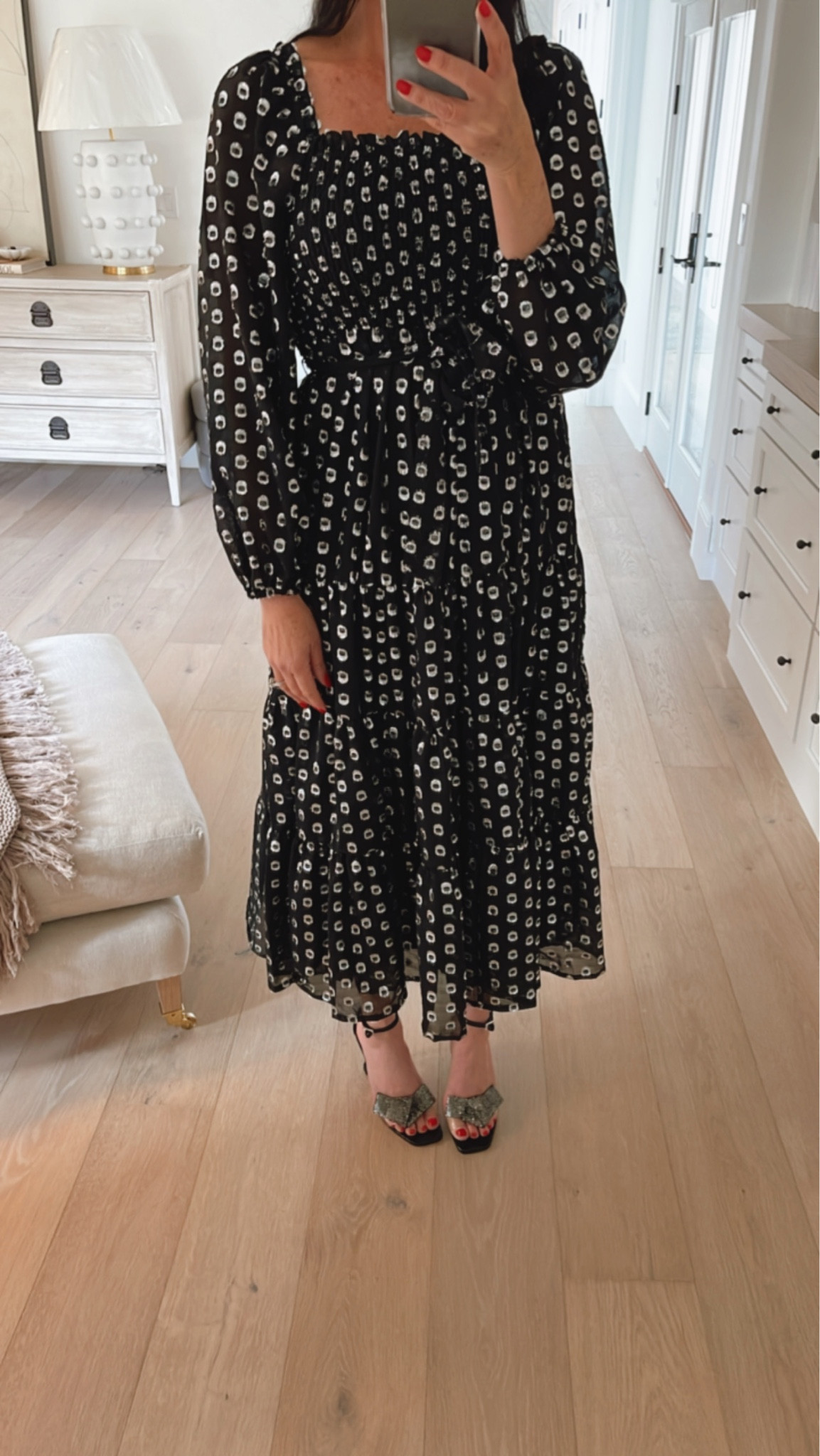 Fun dress for a holiday party! True to size! Hurry before it’s gone🤍

#LTKHoliday