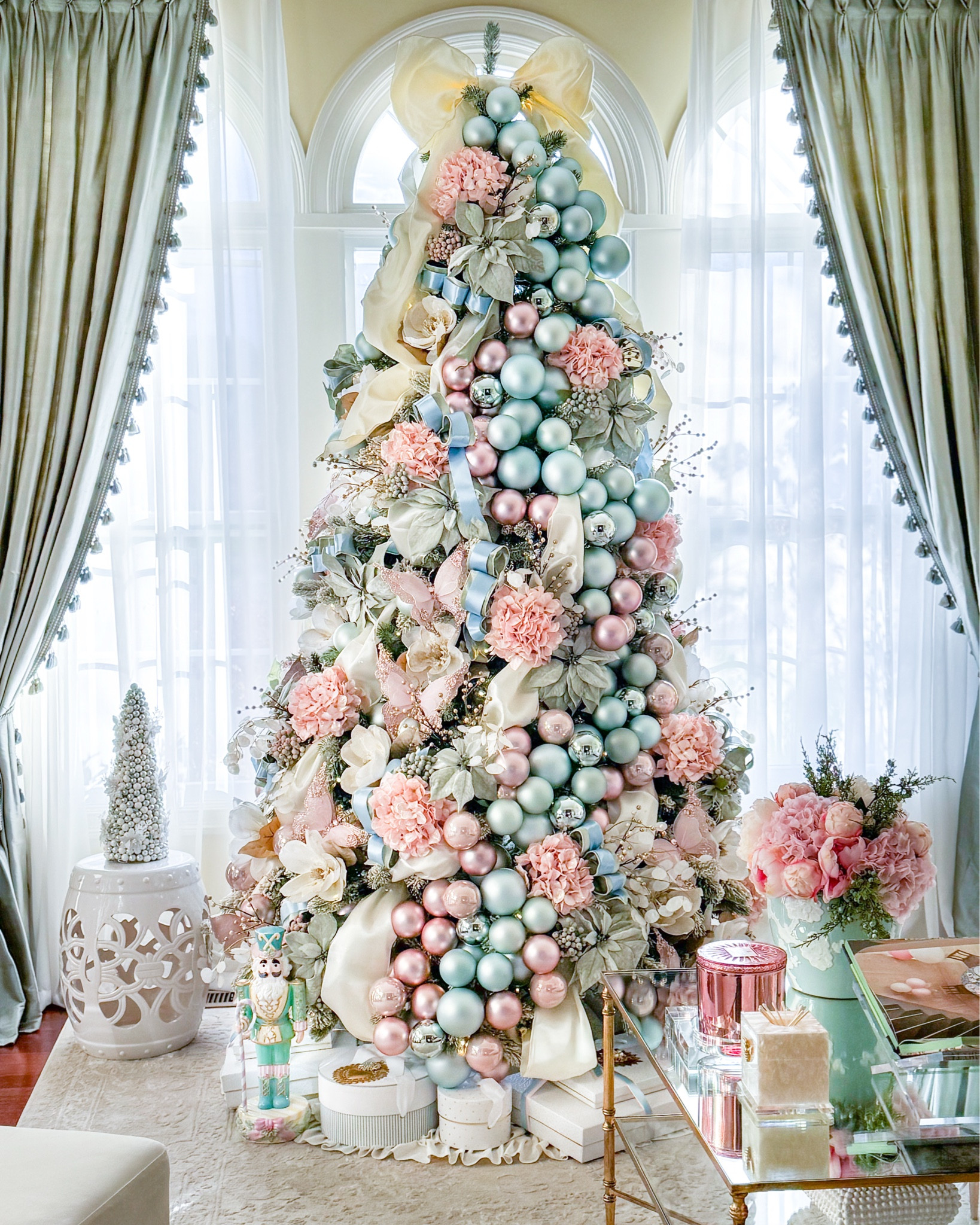 Shop my coquette Christmas tree!

LoveShackFancy Christmas, pastel Christmas, blue Christmas, pink Christmas, Christmas 2025, Christmas tree ideas, Christmas decor ideas, grandmillennial christmas, Christmas living room, Christmas coffee tablee

#LTKHome #LTKFindsUnder100 #LTKHoliday
