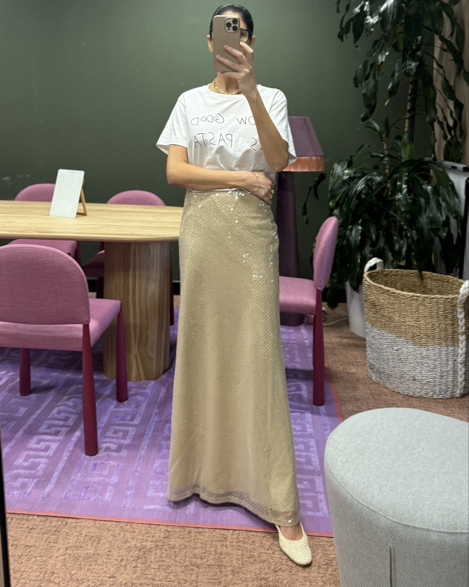 Sparkle skirt that’s lined so it’s comfortable, not scratchy 

#LTKaustralia #LTKspring #LTKdatenight