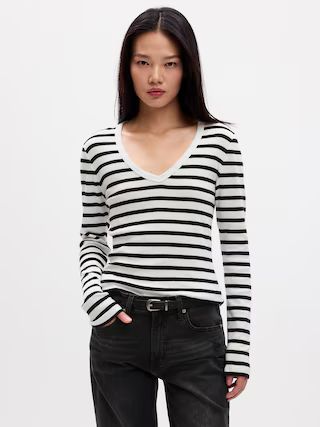 Favorite Stripe V-Neck T-Shirt | Gap Factory