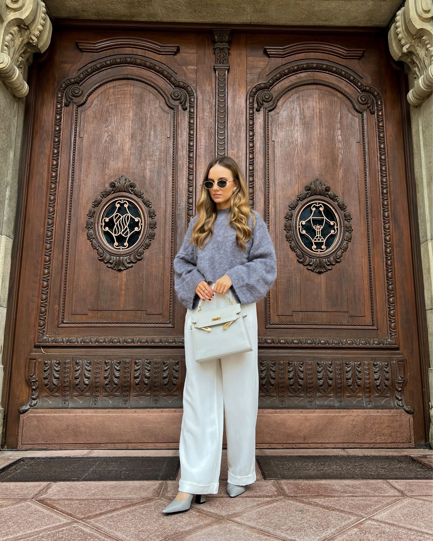 shades of grey ☁️ 

#LTKShoeCrush #LTKStyleTip