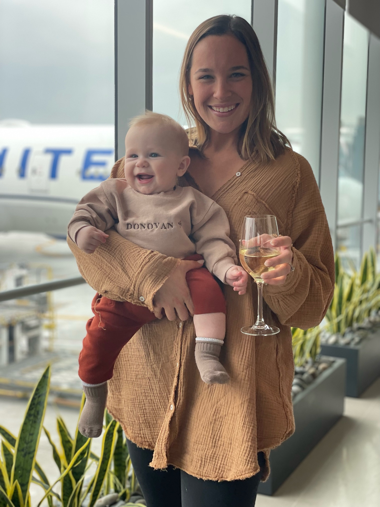 Travel Outfit and my current favorite travel items when traveling with a baby ✈️


#LTKtravel #LTKfit #LTKbaby